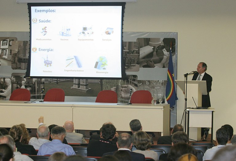 Mcti_ministro