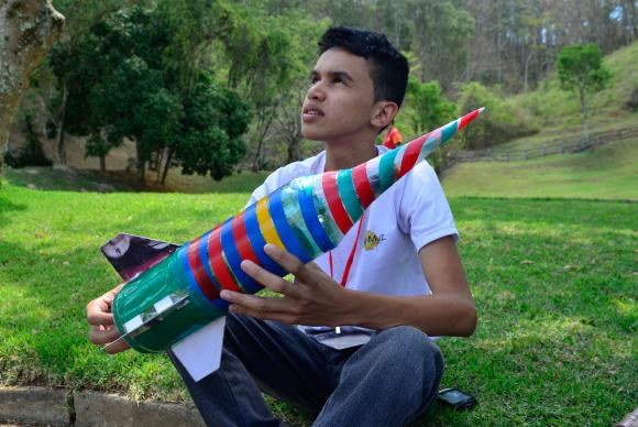 Mostrabrasileirafoguetes